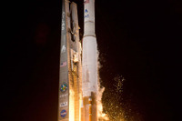 ボーイング社、TDRS-Kリレー通信衛星が最初のシグナルを受信 画像