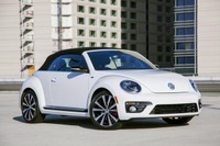 【シカゴモーターショー13】VW ザ・ビートル カブリオレ、スポーティなRラインを米国投入 画像