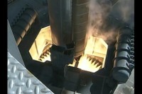 ランドサット観測衛星の打ち上げとブースター切り離し 画像