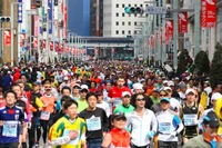 ゆりかもめ、東京マラソン当日は臨時ダイヤで運行 画像