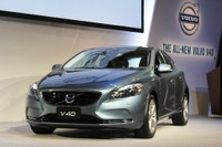 【ボルボ V40 発表】デザイン重視、知性・シンプル求める富裕層がターゲット 画像