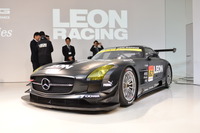 LEON RACING、スーパーGT参戦車はSLS AMG GT3 マットブラック［写真蔵］ 画像