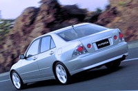 【デトロイト・ショー出品車】『アルテッツァ』に5つ目のドアが!! 画像