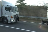 NEDO、車間距離4mの自動隊列走行実験［動画］ 画像