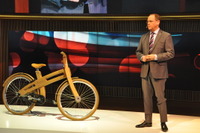 【ジュネーブモーターショー13】ボルボ、世界初の自転車対応フルオートブレーキシステムを発表 画像