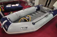 【ジャパンボートショー13】アキレス、LF-297RUを出展…CSM×ナイロン462dtex採用 画像