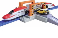 プラレール・トミカにE6系新幹線スーパーこまち登場 画像