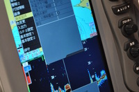 【ジャパンボートショー13】光電製作所のGPSプロッター魚探ニューモデル『CVG-87/87B』 画像