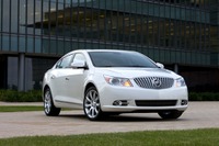 【ニューヨークモーターショー13】GM ビュイック、改良2モデルを初公開へ 画像