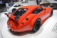 【ジュネーブモーターショー13】ヴィーズマンGT MF4…2400万円の軽量スポーツはBMW製V8・420psエンジン搭載 画像