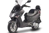 SYM RV125i 限定カラーのマットブラックを発売 画像