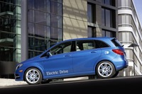 【ニューヨークモーターショー13】メルセデス Bクラス 新型に市販EV…2014年初頭米国発売 画像