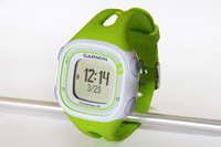 【GARMIN ForeAthlete 10J インプレ前編】小さい・軽い・安い、三拍子そろったエントリーGPSランニングウォッチ 画像