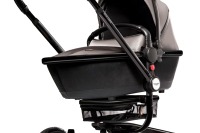 英国高級ブランドのコラボによる超高級ベビーカー登場…価格は31万5000円 画像