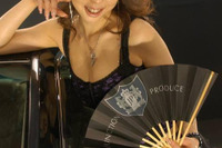 【東京オートサロン05】コンパニオン写真蔵…なめたらいけません 画像