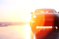 日産 GT-R、ロシア氷上最高速記録…294.8km/h 画像