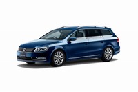 VW パサート 一部仕様向上…TSIハイラインに純正ナビを標準装備 画像
