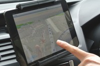 エバーグリーン、7~10インチタブレット用オンダッシュ車載ホルダーを発売 画像
