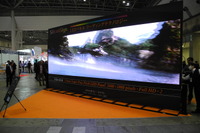 【ファインテックジャパン13】550社が出展して開幕、目玉は「4K」液晶 画像