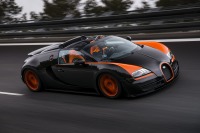 ブガッティ ヴェイロン グランスポーツ、量産オープンカーの世界最高速記録…408.84km/h 画像