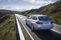 BMW 3シリーズ ツーリング に右ハンドルの4駆モデルなどを追加 画像