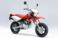 ホンダ、XR50モタードとXR100モタードを発売 画像