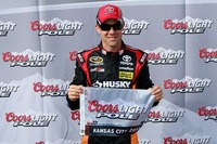【NASCARスプリントカップ 第7戦】マット・ケンゼスがコース最速記録更新でポール獲得 画像