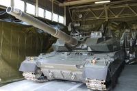 陸上自衛隊 10式戦車［写真蔵］ 画像