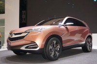 【上海モーターショー13】アキュラ コンセプト SUV-X …小型SUVを中国生産へ［詳細画像］ 画像