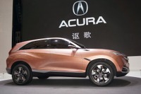 【新聞ウォッチ】“アウェイ”中国でもトヨタは「レクサス」 、ホンダは「アキュラ」生産検討 画像