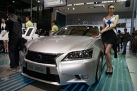 【上海モーターショー13】レクサス GS 新型に GS300h …2.5直4ハイブリッド追加 画像