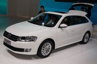 【上海モーターショー13】上海VW グランラビダ …今夏発売のステーションワゴン［詳細画像］ 画像