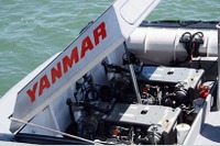 ヤンマー、「第34回アメリカスカップ」出場予定の新伴走艇「YANMAR2」を披露 画像