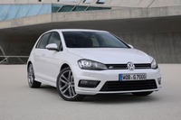 VW ゴルフ 新型、欧州で Rライン を設定 画像