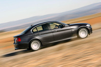 【新BMW3シリーズ海外リポート】その3 快適・安全・スポーツ、三拍子そろったシャシー性能…こもだきよし 画像