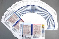 阪神、ブックカバータイプの時刻表を8万部追加配布 画像
