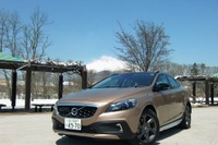 【ボルボ V40 クロスカントリー 発売】開発当初から展開を決めていたプレミアムクロスオーバー 画像