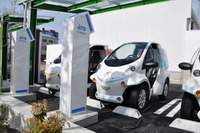 トヨタ自動車、電動モビリティシェアリングの充電ステーションを豊田市に設置 画像