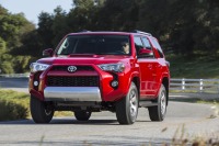 トヨタ 4ランナー、旧ハイラックスサーフに2014年モデル…表情一新 画像