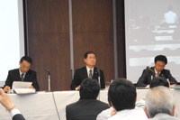 パナソニック河井常務「構造改革を前倒しで進める」 画像