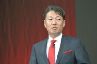 【メルセデスベンツ Eクラス 発売】上野社長「最強の商品を出してきたつもり」 画像