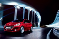 プジョー 208 XY と 208 GTi を発売…ラグジュアリー&ピュアスポーツ 画像