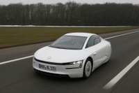 【VW XL1 試乗】素の良さを感じる超低燃費スペシャル…松下宏 画像