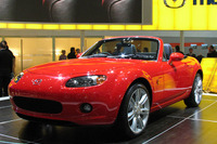 【ジュネーブモーターショー05】マツダ ロードスター/MX-5、なぜここで発表? 画像