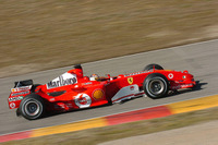 F2005がトラックデビュー 画像
