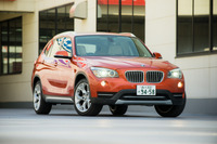 BMW X1 xDrive20i xLine…アクティブな人に用意されたデザインライン［写真蔵］ 画像