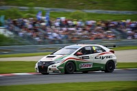 【WTCC 第5戦】ホンダ、レース2でミケリス選手が3位表彰台を獲得 画像