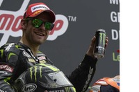 【MotoGP第4戦】モンスター・ヤマハ・テック3のクラッチローが自己ベスト2位表彰台 画像