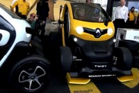ルノーの超小型EV、トゥイジーにF1コンセプト…ベッテル選手がテスト［動画］ 画像