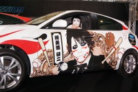 金爆、レーサー姿で“イタ車の痛車”を披露…喜矢武・エンジン音でハリウッドデビュー!? 画像